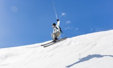 米兰体育-从加的夫到都柏林，奥纳纳的自我救赎与威尔士对阵爱尔兰的绿茵启示录