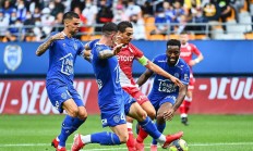 米兰体育-包含比利亚雷亚尔客场不敌，遭到失利的词条