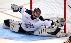 米兰体育-绿茵场上的绝杀与羽球场上的纪录，体育精神的交响