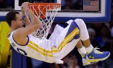 米兰体育-法网轻取ATP总决赛，蒂姆高光表现背后的红土哲学