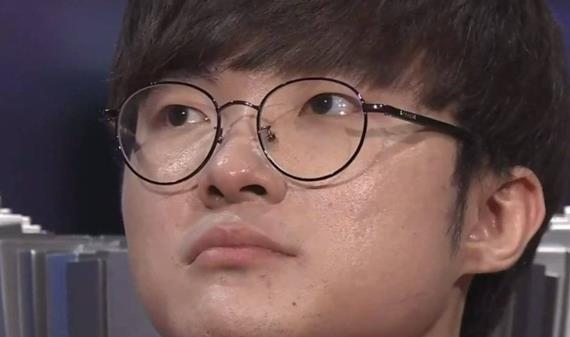 南方球员艰难晋级，泪洒赛场的简单介绍