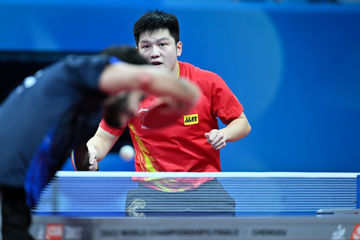 关于中国乒乓球队绝地反击韩国乒乓球队，樊振东高光表现的信息