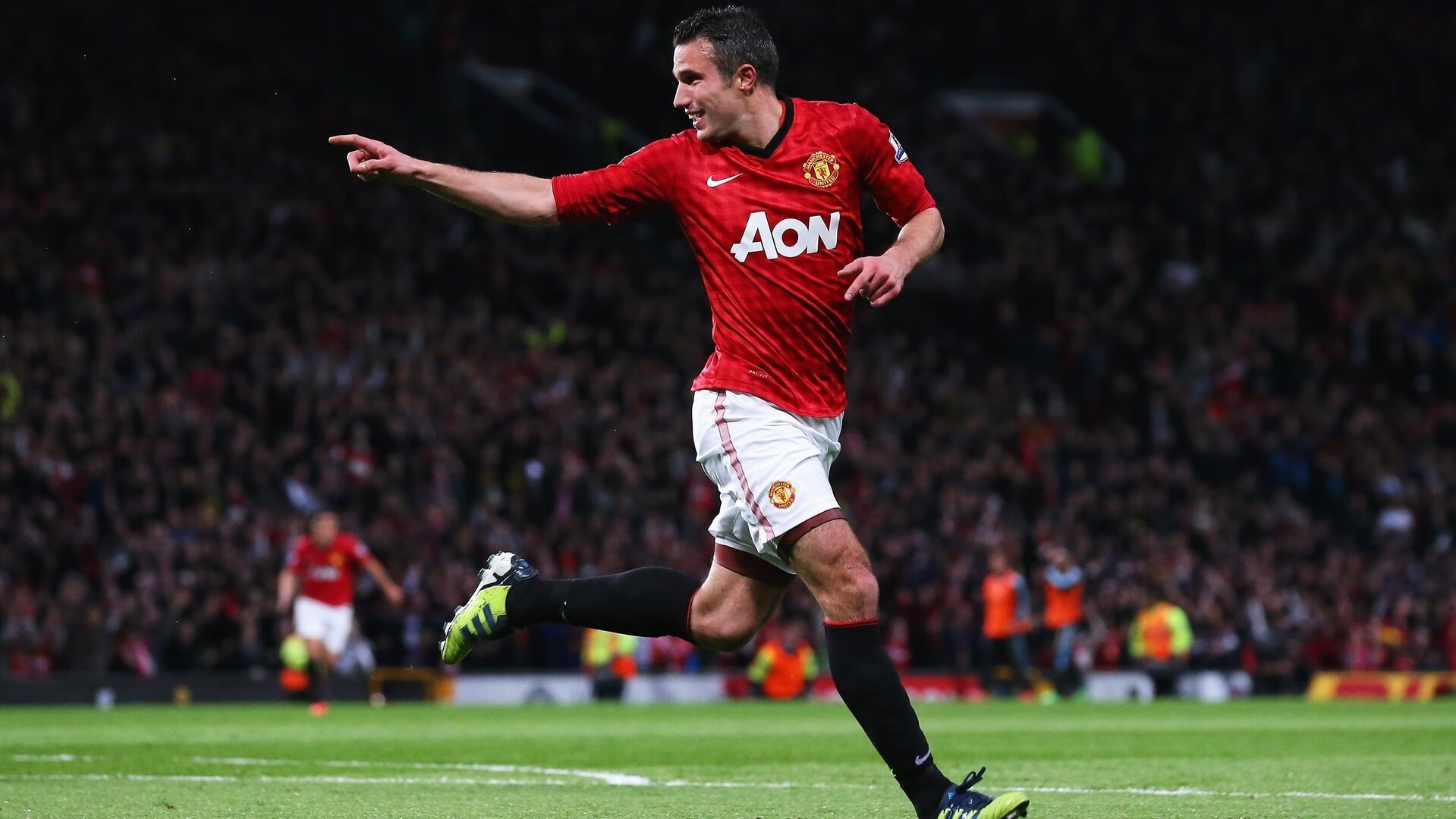 从安第斯山到F1赛道，当梅西在争冠之战中智利式接管比赛